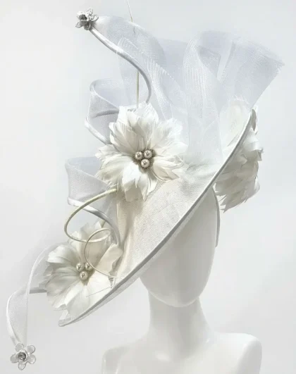 Fascinator (WHT)